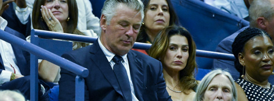 Alec Baldwin și soția sa, tensionați la un meci de tenis/ Profimedia