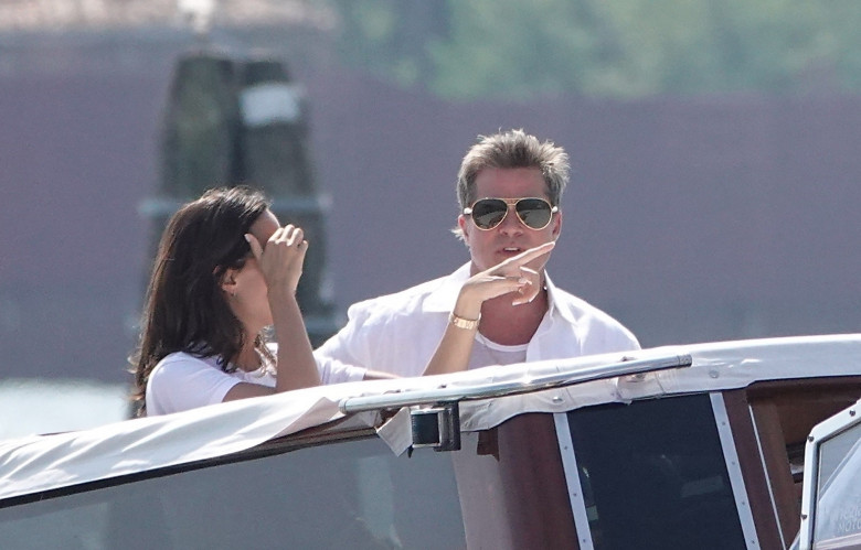 *EXCLUSIVE* Hollywood star Brad Pitt and his new girlfriend Ines de Ramon arriving by taxiboat to the 81st Venice International Film Festival