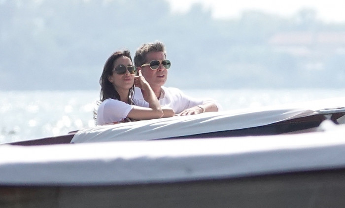 *EXCLUSIVE* Hollywood star Brad Pitt and his new girlfriend Ines de Ramon arriving by taxiboat to the 81st Venice International Film Festival