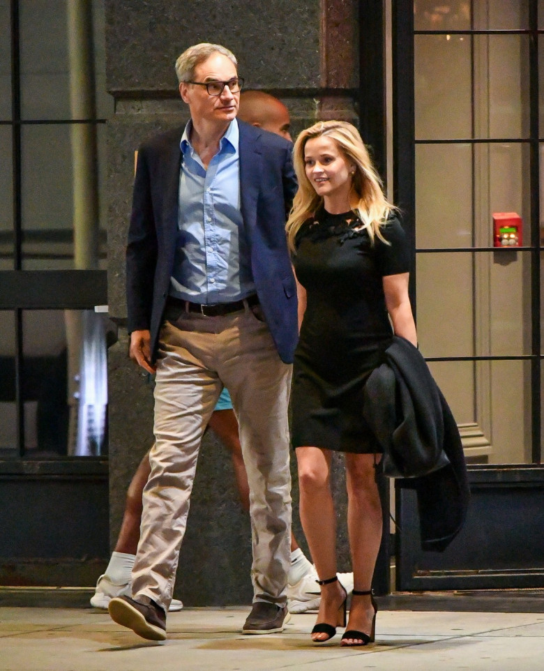 PREMIUM EXCLUSIVE: Reese Witherspoon is Spotted on a Date with Oliver Haarmann in New York City