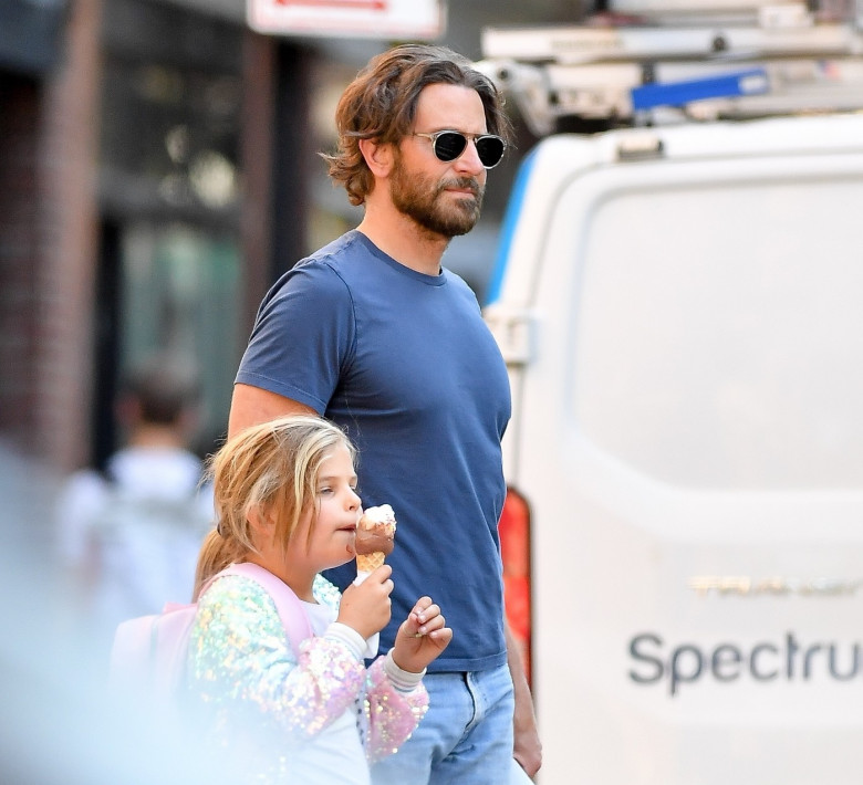 Bradley Cooper și fiica sa, Lea De Seine/ Profimedia