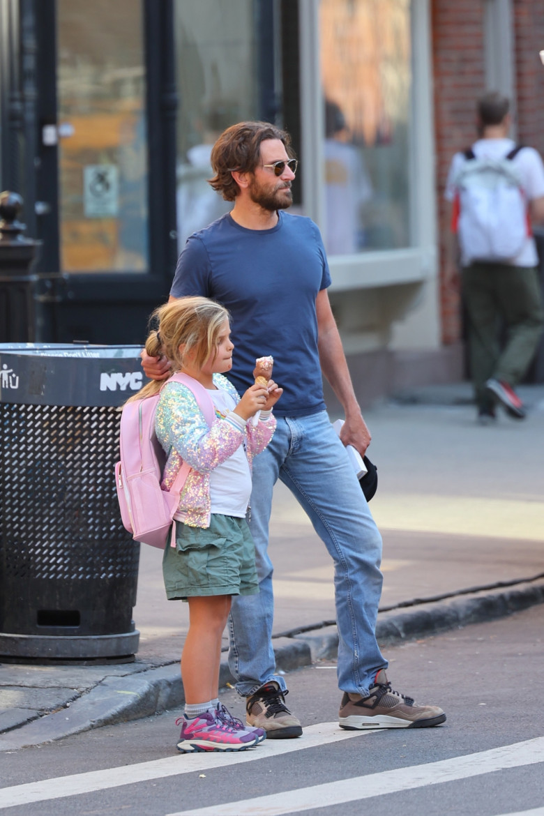 Bradley Cooper și fiica sa, Lea De Seine/ Profimedia