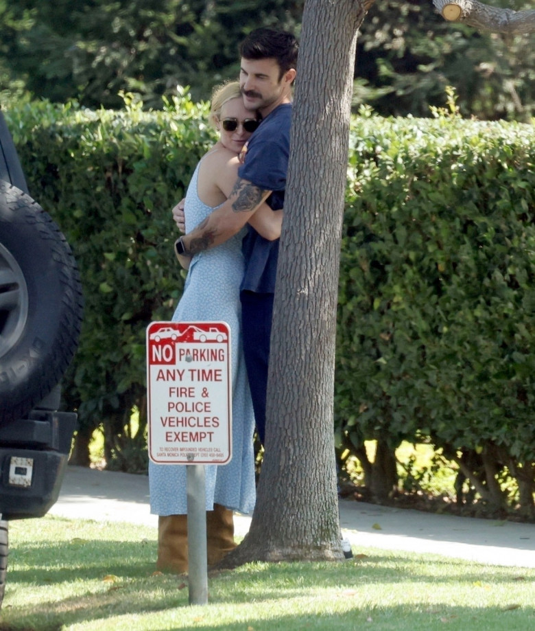 *EXCLUSIVE* HOT PDA With New Man! Rumer Willis Makes Out with Mystery Firefighter in LA Behind Her Car After Derek Richard Thomas Split **WEB MUST CALL FOR PRICING**