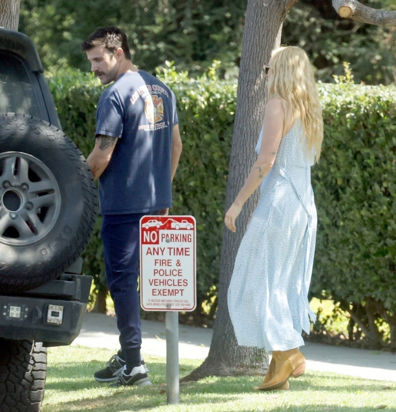 *EXCLUSIVE* HOT PDA With New Man! Rumer Willis Makes Out with Mystery Firefighter in LA Behind Her Car After Derek Richard Thomas Split **WEB MUST CALL FOR PRICING**