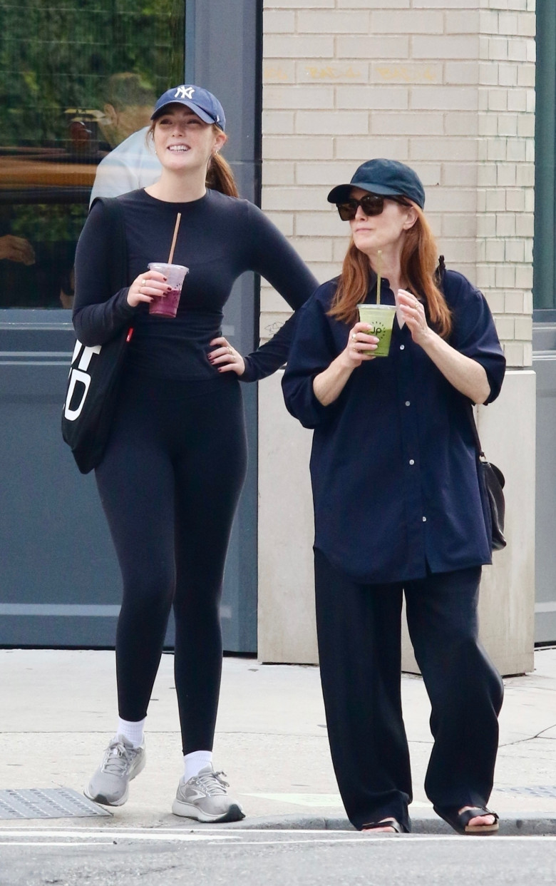 *EXCLUSIVE* Julianne Moore and her daughter Liv enjoy a smoothie and walk in New York