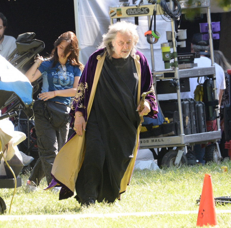 Al Pacino is Spotted as He Gets into Character on The Set of "Lear Rex" in Los Angeles