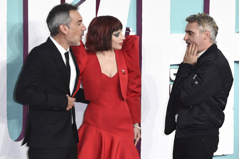 Todd Phillips, Lady Gaga și Joaquin Phoenix la premiera filmului „Joker: Folie à Deux” din Londra/ Profimedia