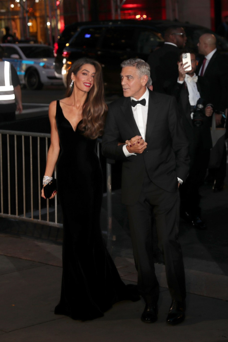 Amal &amp; George Clooney Shine at The Albies: A Night for Justice