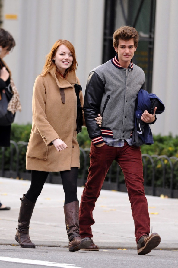 THE AMAZING SPIDER COUPLE?? Emma Stone and Andrew Garfield are seen taking a romantic stroll in New York City