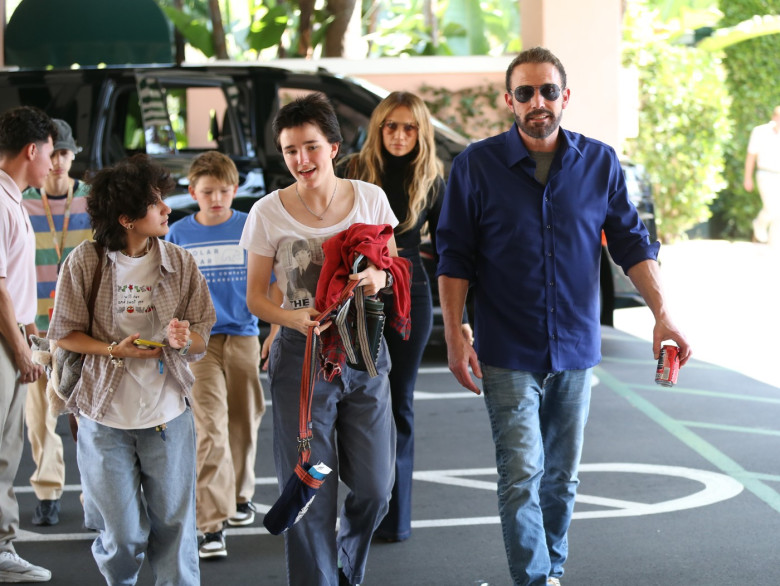 Ben Affleck And Jennifer Lopez Out In Los Angeles