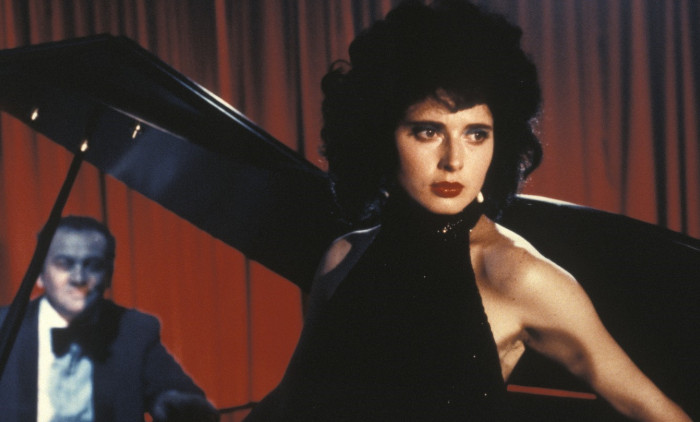 Isabella Rossellini, în "Blue Velvet"