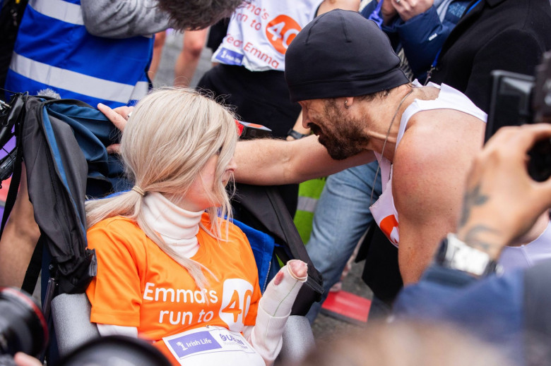 2024 Irish Life Dublin Marathon, Dublin 27/10/2024 Colin Farrell and Emma Fogarty after the race Colin Farrell and Emma