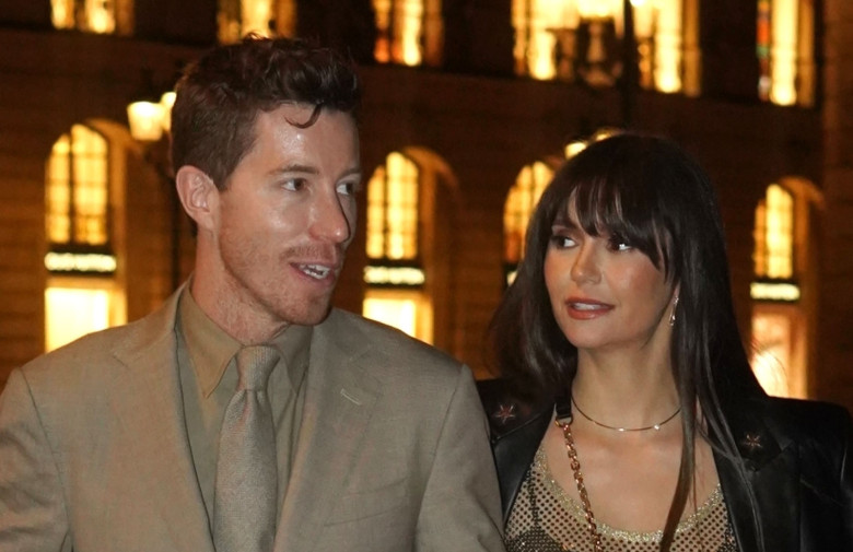 Nina Dobrev și Shaun White/ Profimedia
