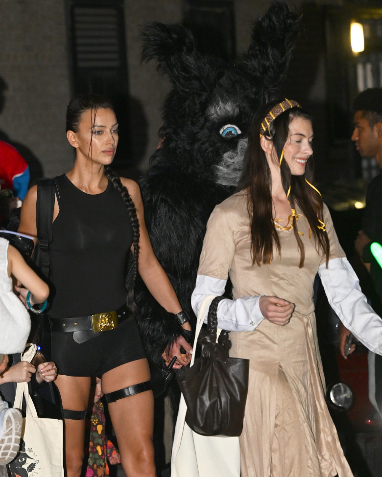 Bradley Cooper și Irina Shayk au petrecut împreună Halloween-ul de dragul fiicei lor/ Profimedia