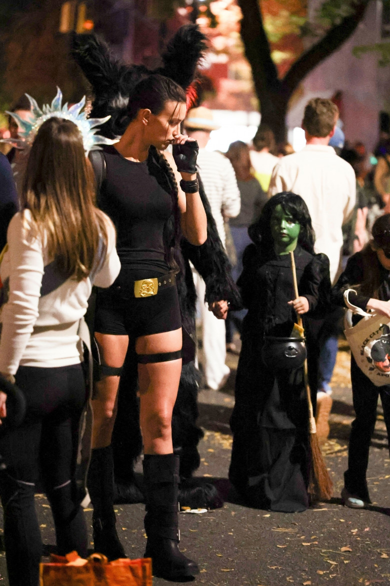 Bradley Cooper și Irina Shayk au petrecut împreună Halloween-ul de dragul fiicei lor/ Profimedia