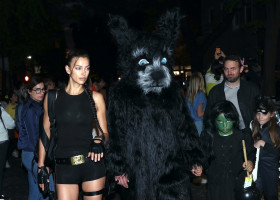 Bradley Cooper și Irina Shayk au petrecut împreună Halloween-ul de dragul fiicei lor/ Profimedia