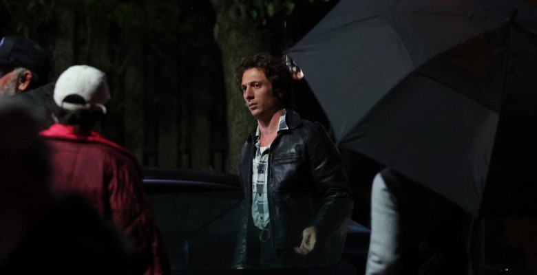 *EXCLUSIVE* Jeremy Allen White spotted in character filming Bruce Springsteen's biopic "Deliver Me From Nowhere"