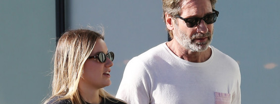 David Duchovny and Monique Pendleberry walking on Santa Monica