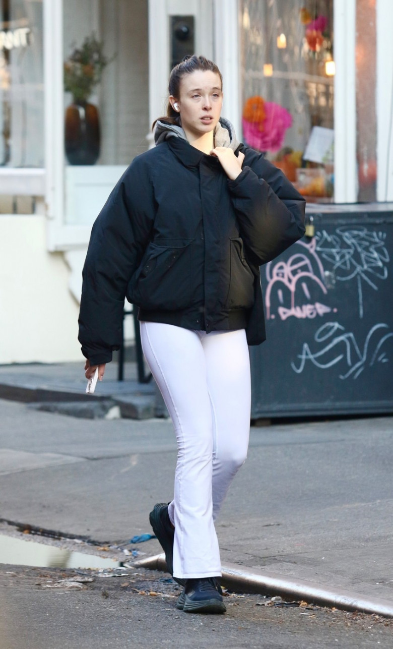 *EXCLUSIVE* Ella Beatty steps out make-up free while bundled up in SoHo