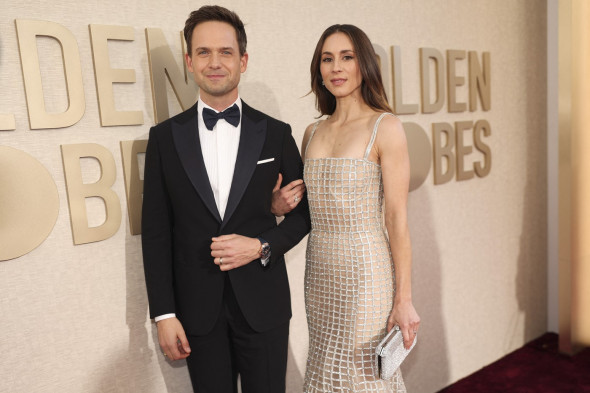 Patrick J. Adams si sotia lui, Troian Bellisario