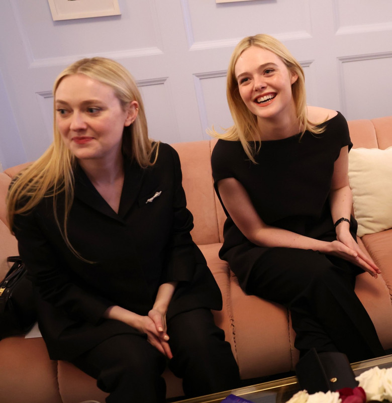 Dakota Fanning, Elle Fanning