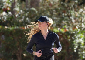 American actress Amber Heard is all smiles while out jogging in Madrid after announcing she is expecting her second child