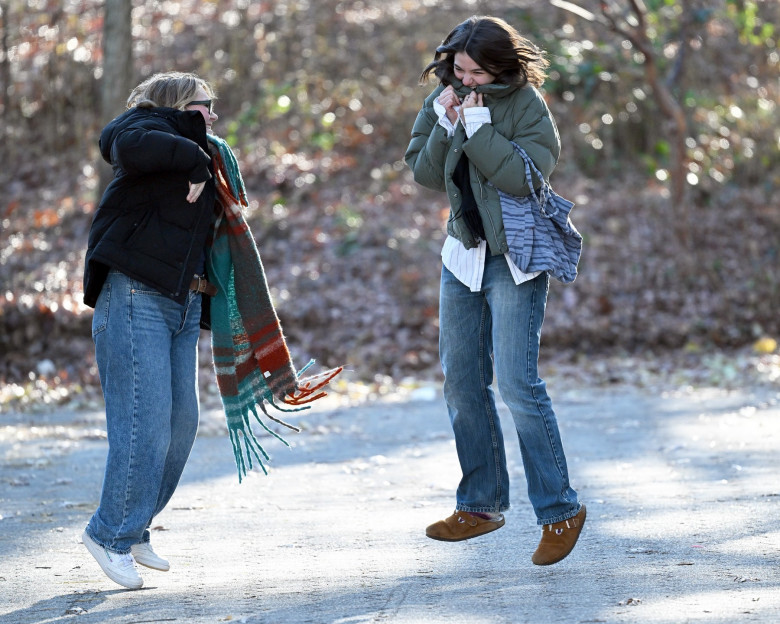 EXCLUSIVE Jumping For Joy! Suri Cruise Puts Her Breakup Behind Her On A Visit To The Farmers Market In New York