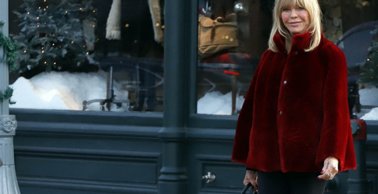 Goldie Hawn and Kurt Russell are seen out for a walk in Aspen