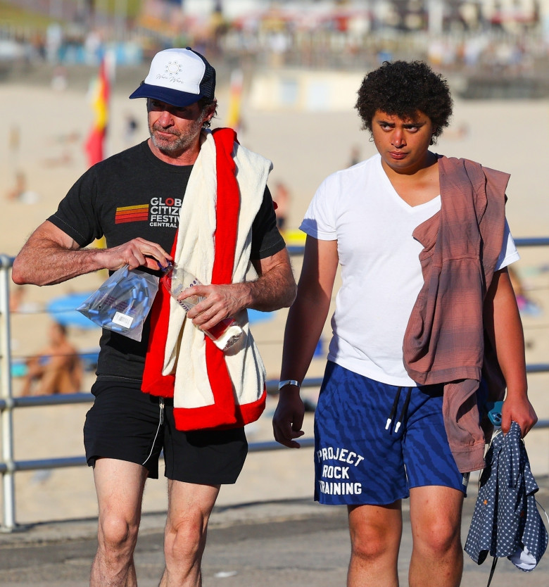 *EXCLUSIVE* Hugh Jackman is spotted in Bondi engaged in an intense and lengthy telephone conversation