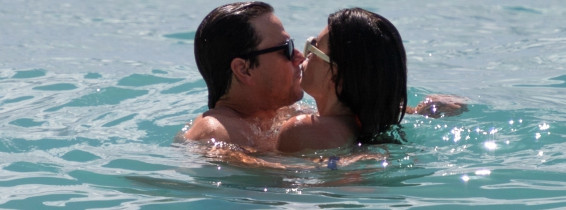 *PREMIUM-EXCLUSIVE* *MUST CALL FOR PRICING* Actor Mark Wahlberg and wife Rhea show of their sizzling beach bodies