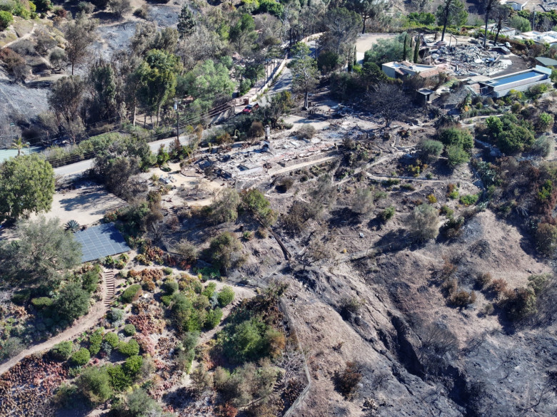 Mel Gibson’s Malibu home lost to devastating wildfires