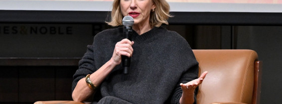 Naomi Watts Celebrates 'Dare I Say It' at Barnes &amp; Noble Union Square, New York, USA - 21 Jan 2025