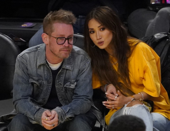 Macaulay Culkin And Brenda Song Are Seen At The Los Angeles Lakers Vs The Boston Celtics Basketball Game At Crypto.com Arena In Los Angeles, Ca - 23 Jan 2025