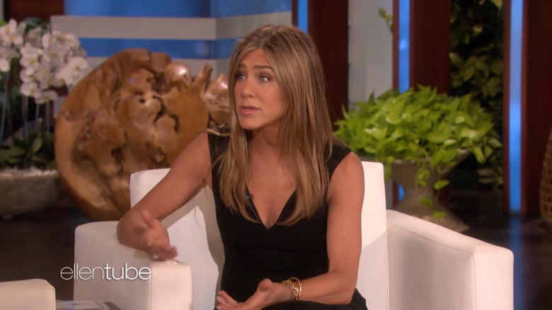 Selena Gomez interviewed by guest host Jennifer Aniston on US TV chat show "The Ellen Show"