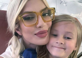 Tori Spelling și fiul ei, Beau