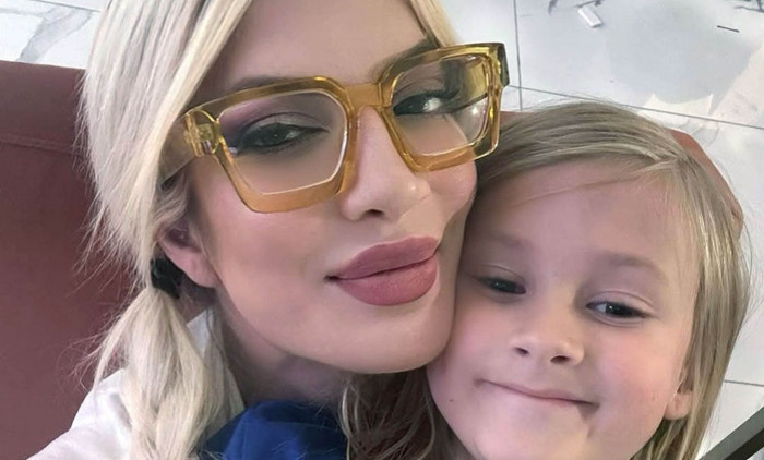 Tori Spelling și fiul ei, Beau