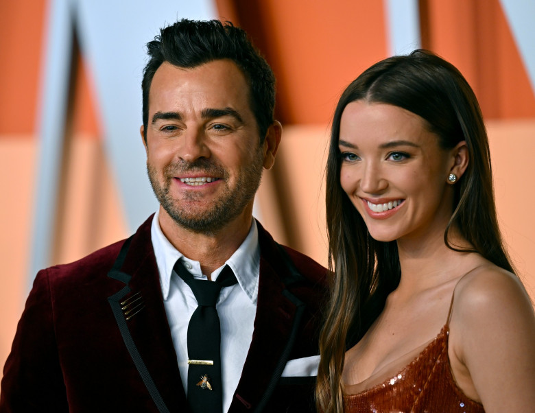 Justin Thereoux attends the Vanity Fair Oscar Party in Beverly Hills