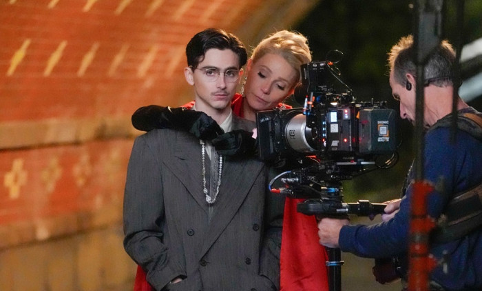 Gwyneth Paltrow/Timothee Chalamet on the set of "Marty Supreme"