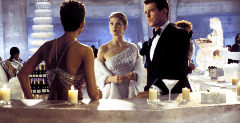 2002 - Die Another Day - Movie Set