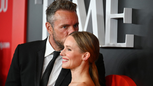 Kristen Bell își spionează soțul prin intermediul fiicelor. Ce a descoperit actrița despre Dax Shepard când a plecat de acasă
