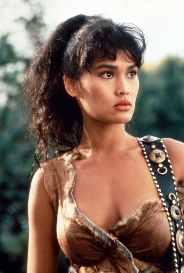 Tia Carrere
