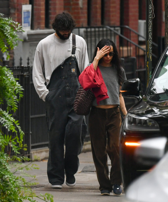 Zoë Kravitz și Noah Centineo/ Profimedia