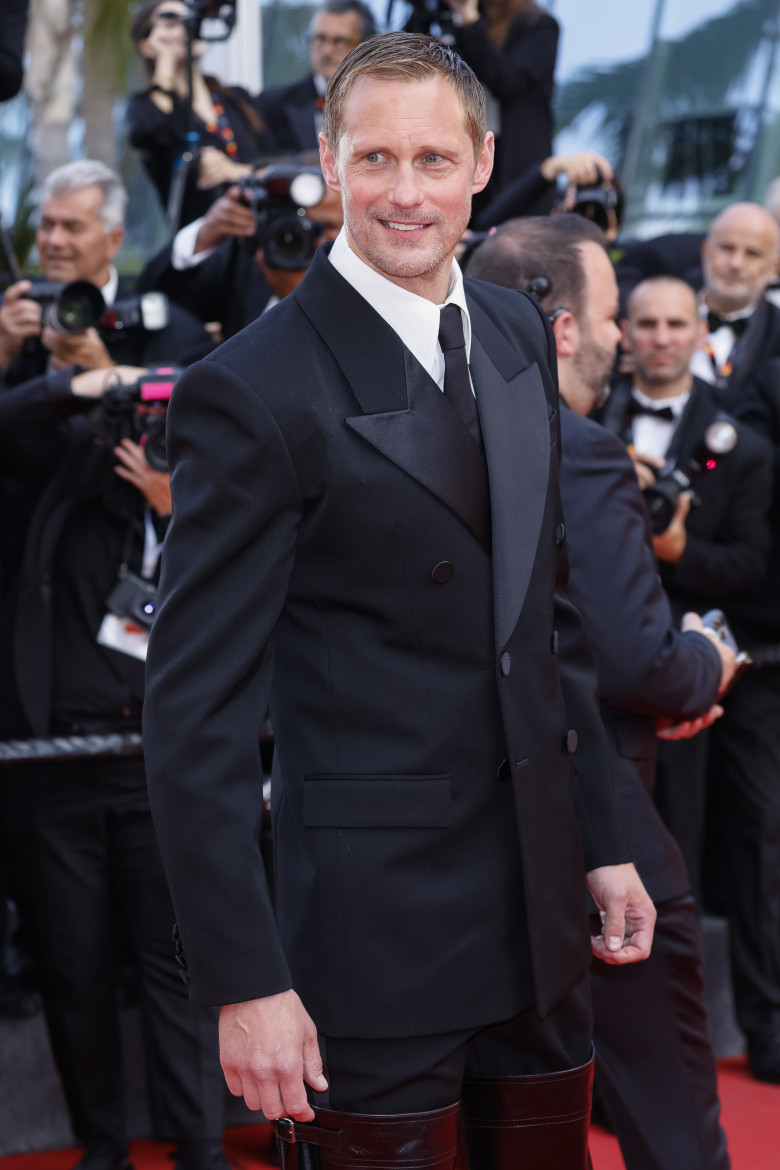 Alexander Skarsgard (7)