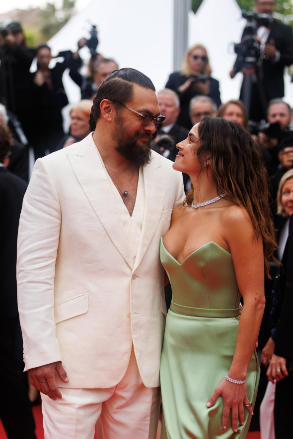 Jason Momoa și Adria Arjona/ Profimedia