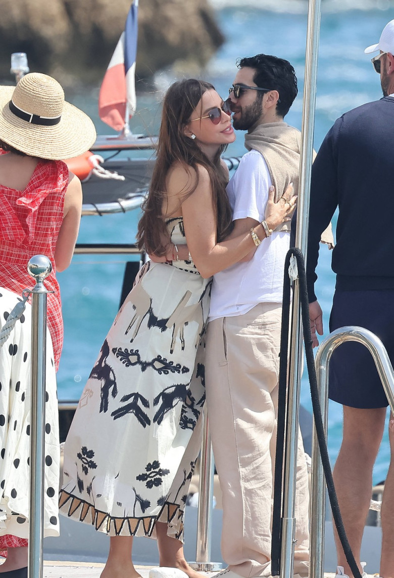 Cannes - Sofia Vergara At Eden Roc
