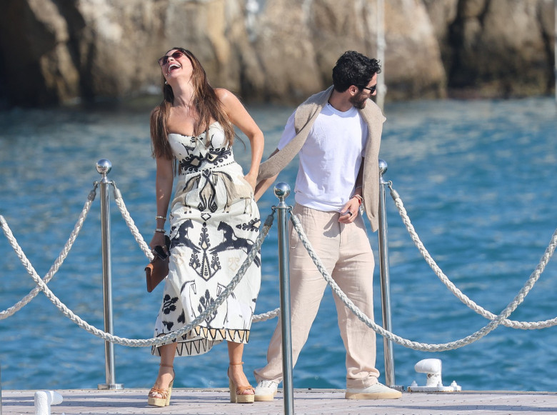 Cannes - Sofia Vergara At Eden Roc