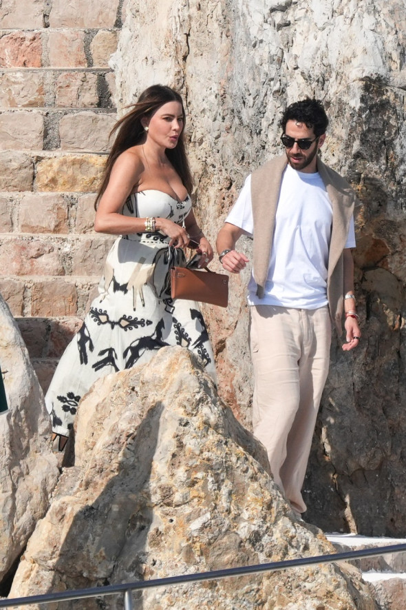 Cannes - Sofia Vergara At Eden Roc