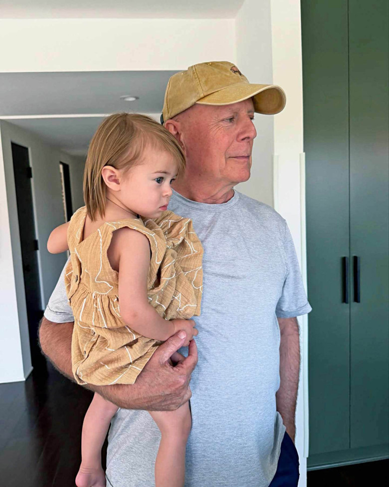 bruce willis si nepotica lui