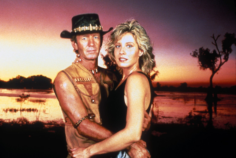 Paul Hogan, Linda Kozlowski