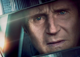Liam Neeson USA. Liam Neeson in a scene from the (C)Lionsgate new film: Retribution (2023) Plot: A bank executive receiv
